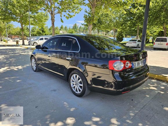 2011 MODEL 1.6TDI OTOMATİK JETTA