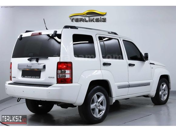 +EMSASLİZ TEMİZLİKTE BEYAZ DÜŞÜK KM CHEROKEE+