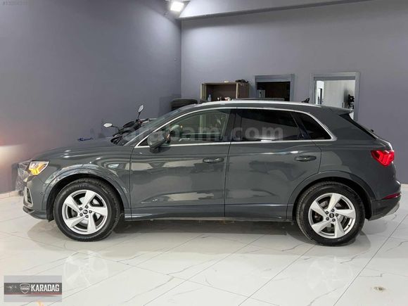 2021 AUDI Q3 BOYASIZ 125 BİN KM CAM TAVAN FULL