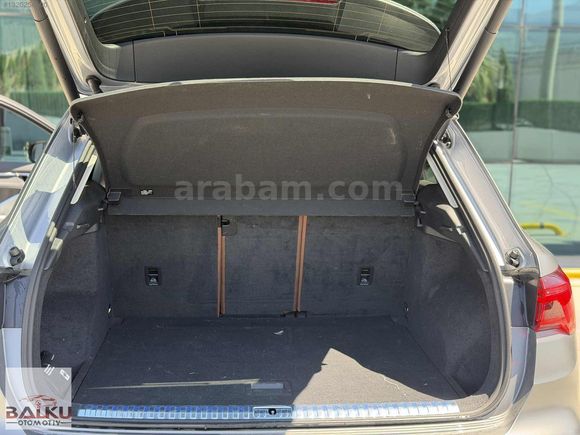 BALKU'DAN HATASIZ SERVİS BAKIMLI Q3 17.000 KM ÖZEL PLAKLI