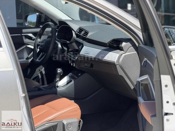 BALKU'DAN HATASIZ SERVİS BAKIMLI Q3 17.000 KM ÖZEL PLAKLI