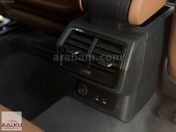 BALKU'DAN HATASIZ SERVİS BAKIMLI Q3 17.000 KM ÖZEL PLAKLI