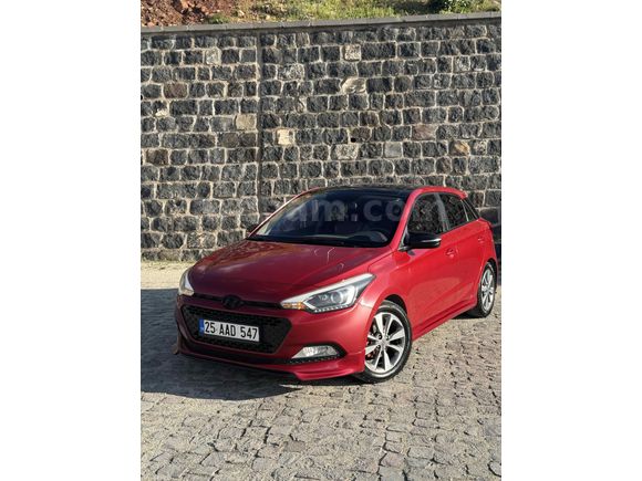 Sahibinden Hyundai i20 1.4 MPI Style 2018 Model 