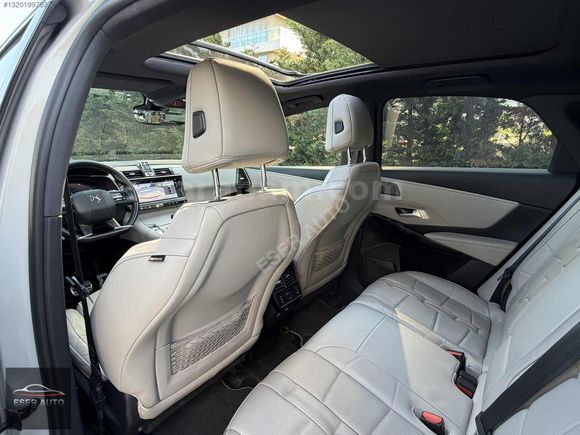 HATASIZ 2024 DS 7 1.5BLUEHDİ OPERA 53 BİN KM CAM TAVAN+K.ISITMA