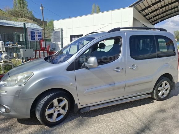 Sahibinden Peugeot Partner 1.6 HDI Active 2012 Model