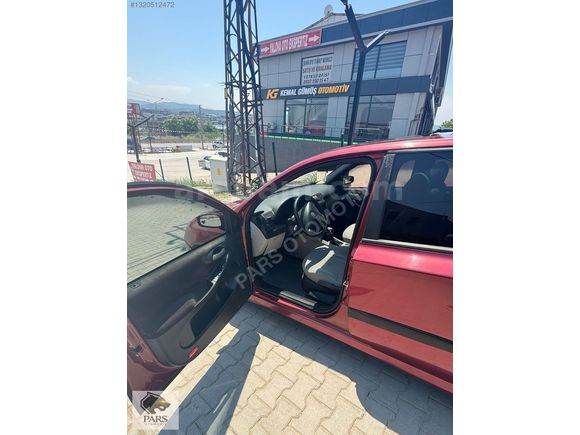2004 MODEL CAMTAVANLI 1.6 DYNAMİC PAKET STİLO