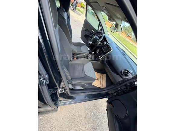 Sahibinden Renault Clio 0.9 TCe Icon 2013 Model 
