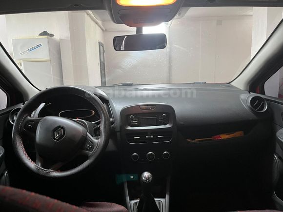 Sahibinden Renault Clio 1.2 Joy 2014 Model  190.000 km Kırmızı