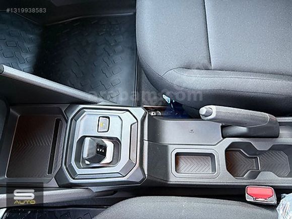 2025-BOYASIZ-6.005KM-DUSTER-1.3 TCE-OTOMATİK-EVOLUTİON-GERİ GRŞ
