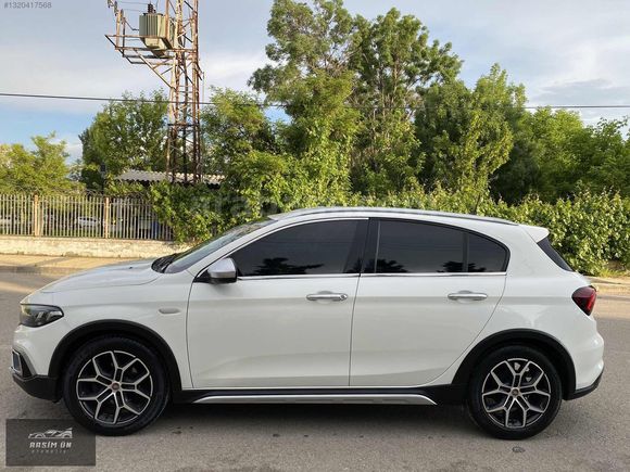 HATASIZ BOYASIZ EGEA CROSS 1.4 FİRE LOUNGE 69.000 KM'DE LPG'Lİ