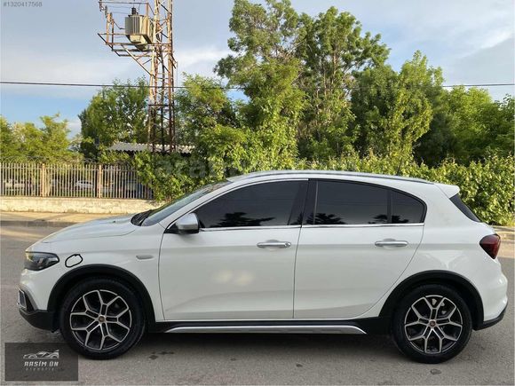 HATASIZ BOYASIZ EGEA CROSS 1.4 FİRE LOUNGE 69.000 KM'DE LPG'Lİ