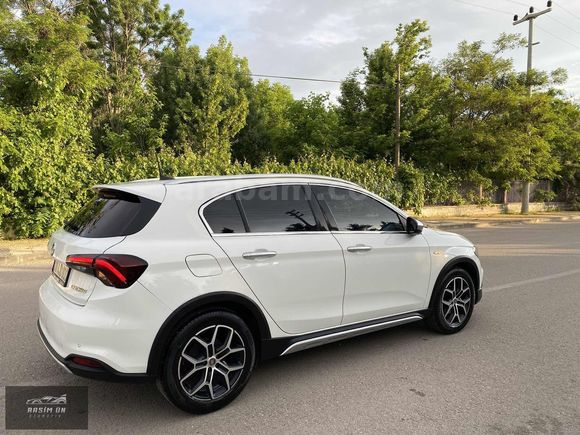 HATASIZ BOYASIZ EGEA CROSS 1.4 FİRE LOUNGE 69.000 KM'DE LPG'Lİ