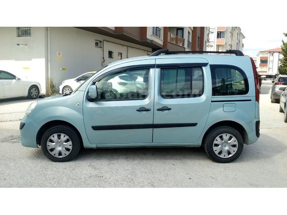 Sahibinden Renault Kangoo Multix 1.5 dCi Expression 2009 Model