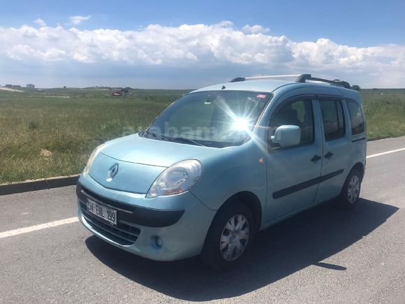 Sahibinden Renault Kangoo Multix 1.5 dCi Expression 2009 Model