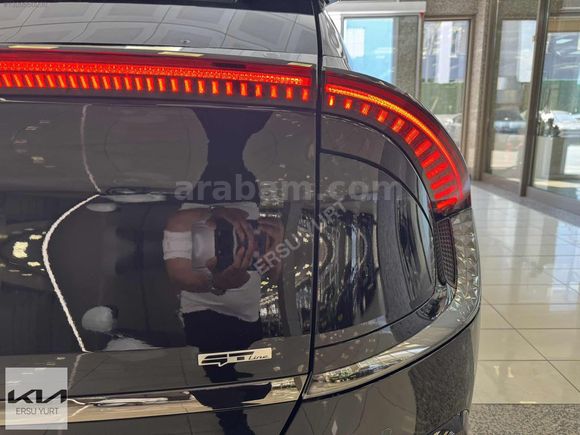 KIA ERSU YURT 2023 KİA EV6 LONG RANGE 4X4 GT LİNE 57.610 KM