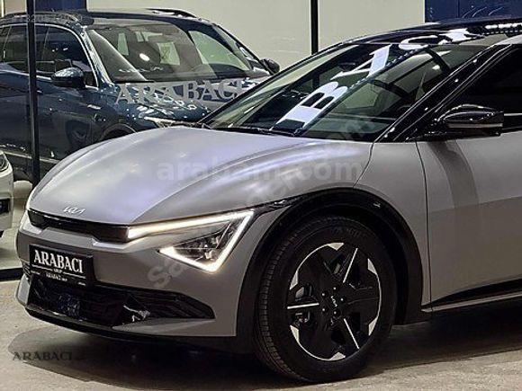 ARABACI GRUP 2025 KİA EV6-11BİNKM-SUNROOF-FULL PPF-HATASIZ