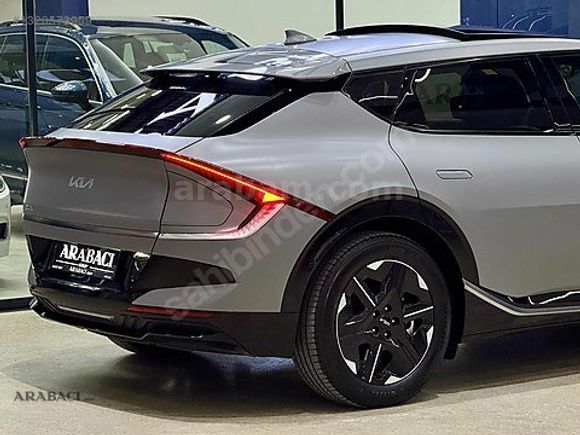 ARABACI GRUP 2025 KİA EV6-11BİNKM-SUNROOF-FULL PPF-HATASIZ