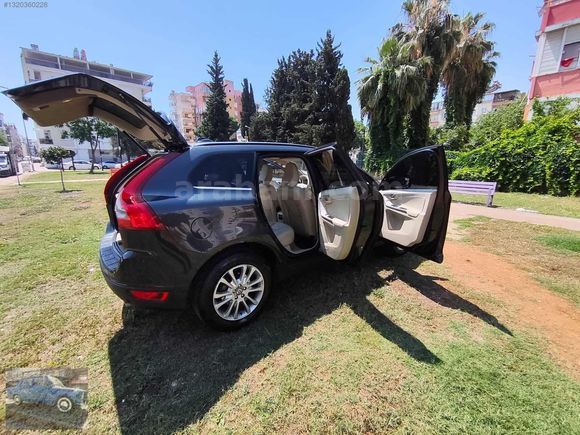 TAŞAR OTOMOTİV DEN 2010 VOLVO XC60 DİZEL OTOMATİK
