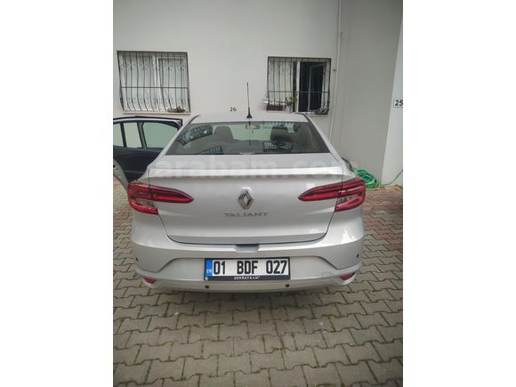 Sahibinden Renault Taliant 1.0 T Joy 2023 Model