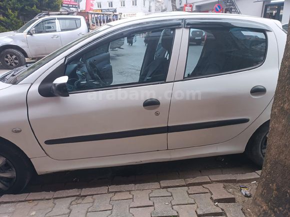 Sahibinden Peugeot 206 1.6 XT 2001 Model
