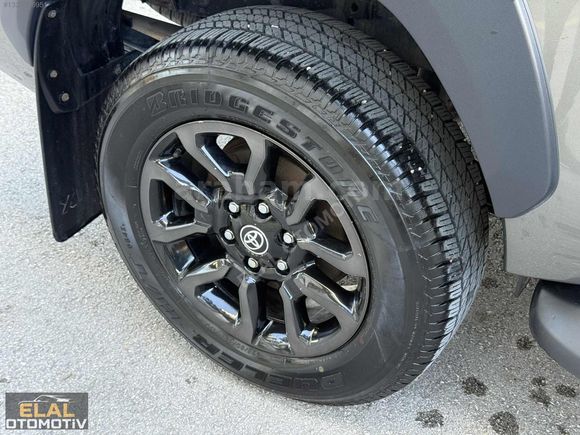 2022 HATASIZ BOYASIZ HİLUX İNVİNCİBLE 4x4
