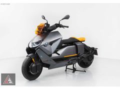 BİYA AUTO'DAN 2023 MODEL BMW CE-04.