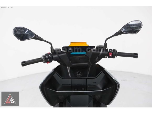 BİYA AUTO'DAN 2023 MODEL BMW CE-04.