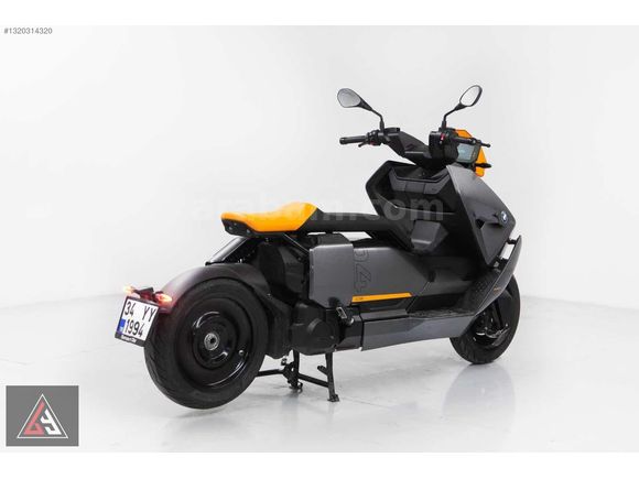 BİYA AUTO'DAN 2023 MODEL BMW CE-04.