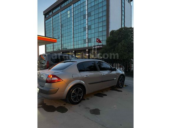Sahibinden Renault Megane 1.6 Dynamique 2005 Model 