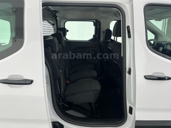 otomobil Opel Combo 1.5 D Essential
