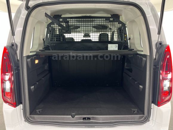 otomobil Opel Combo 1.5 D Essential