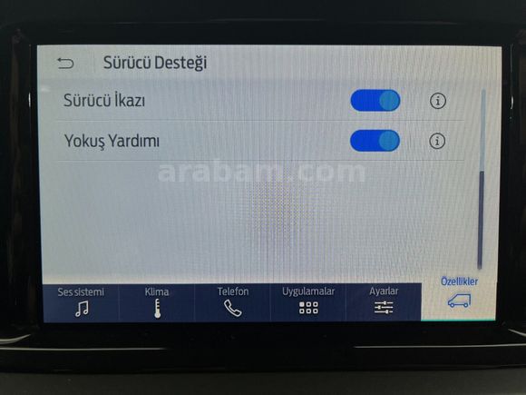 otomobil Ford Tourneo Courier 1.5 EcoBlue Deluxe