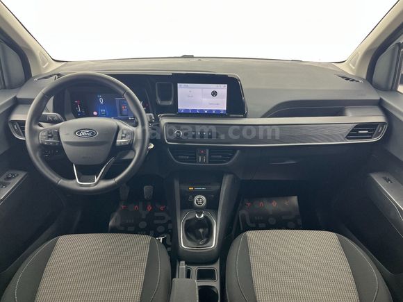 otomobil Ford Tourneo Courier 1.5 EcoBlue Deluxe