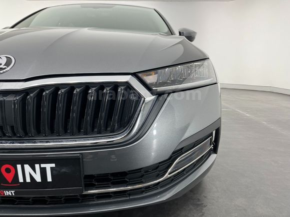otomobil Skoda Octavia 1.5 TSI e-Tec Elite DSG