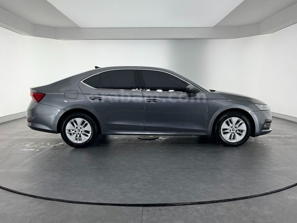 otomobil Skoda Octavia 1.5 TSI e-Tec Elite DSG