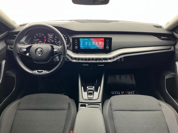 otomobil Skoda Octavia 1.5 TSI e-Tec Elite DSG