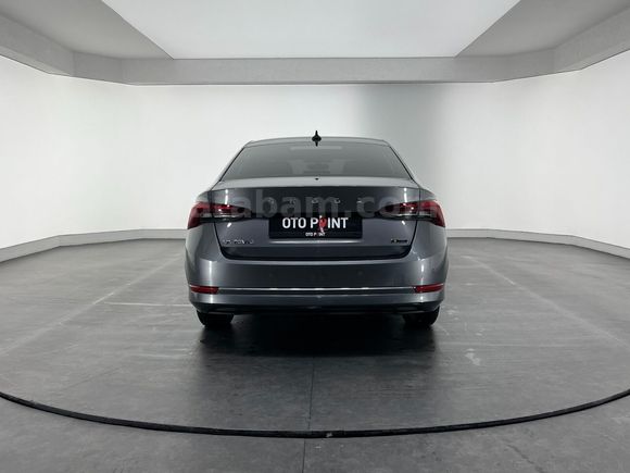 otomobil Skoda Octavia 1.5 TSI e-Tec Elite DSG