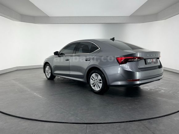 otomobil Skoda Octavia 1.5 TSI e-Tec Elite DSG