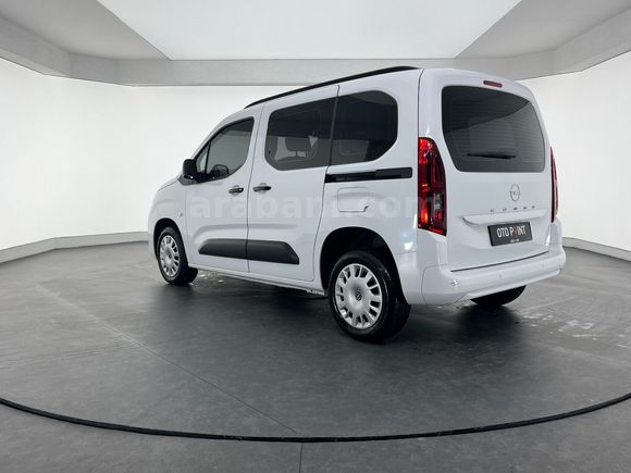 otomobil Opel Combo 1.5 D Essential