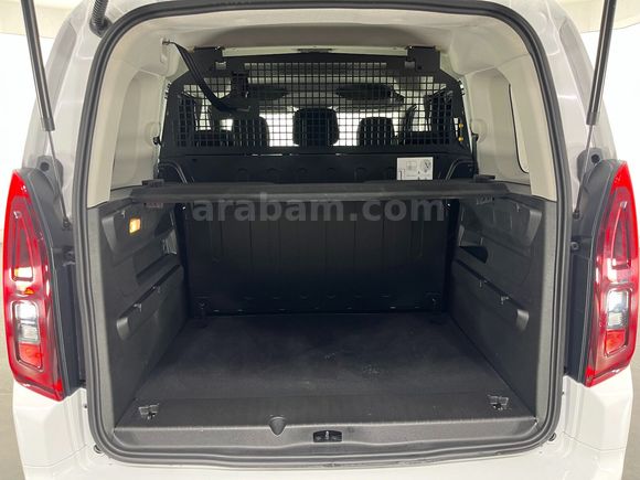 otomobil Opel Combo 1.5 D Essential