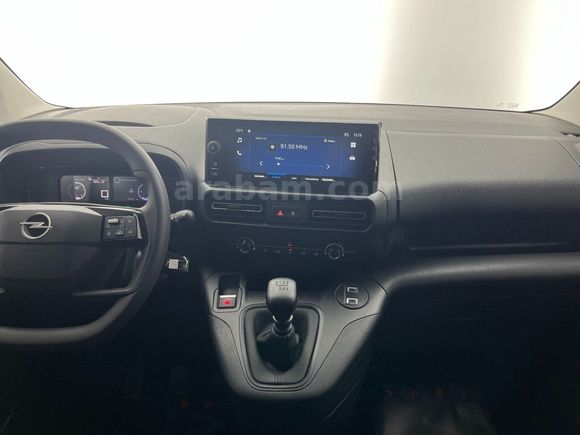 otomobil Opel Combo 1.5 D Essential