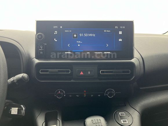 otomobil Opel Combo 1.5 D Essential
