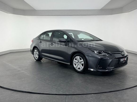 otomobil Toyota Corolla 1.5 Vision Plus Multidrive S