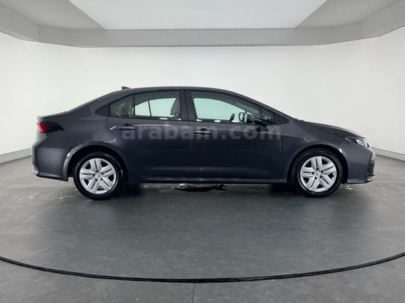 otomobil Toyota Corolla 1.5 Vision Plus Multidrive S