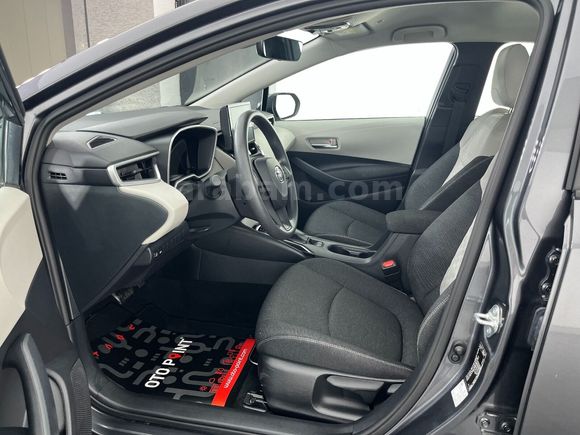 otomobil Toyota Corolla 1.5 Vision Plus Multidrive S