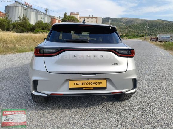 HATASIZ BOYASIZ LEXUS LBX 1.5 HYBRİD