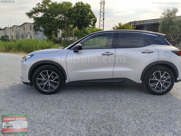 HATASIZ BOYASIZ LEXUS LBX 1.5 HYBRİD