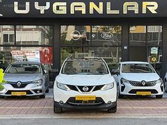 UYGANLARDAN NİSSAN QASHQAİ 1.6DCİ XTRONİC BLACK EDİTİON CAM TVN.