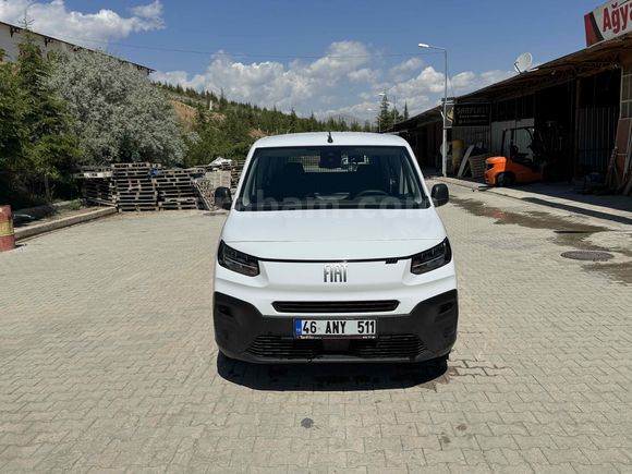 Sahibinden Fiat Doblo Combi 1.5 BlueHDi Easy 2024 Model  17.000 km Beyaz %20 Faturalı