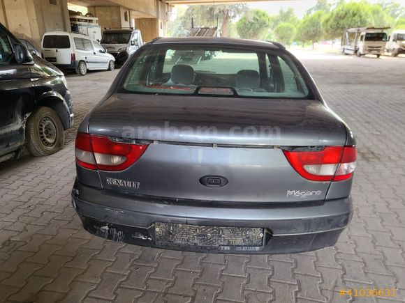 2000 Renault MEGAN 1.9 dCİ ÇEKME veya HURDA BELGELİ